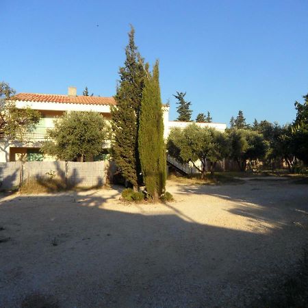 Mas Vincent Apartment La Fare-les-Oliviers Luaran gambar