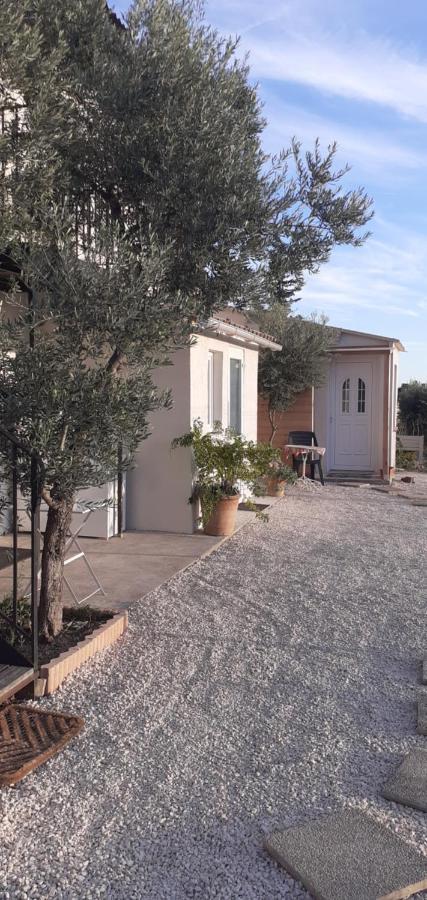 Mas Vincent Apartment La Fare-les-Oliviers Luaran gambar