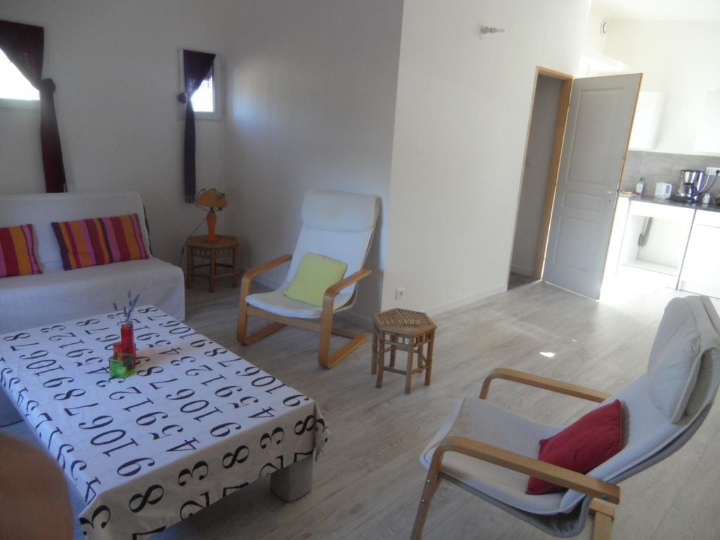 Mas Vincent Apartment La Fare-les-Oliviers Luaran gambar
